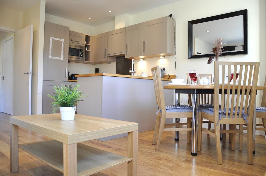 Beautiful 4-Bedroom Flat In London Bridge/Borough! Екстериор снимка