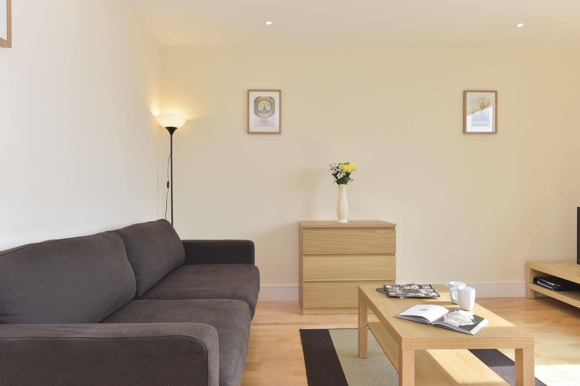 Beautiful 4-Bedroom Flat In London Bridge/Borough! Екстериор снимка