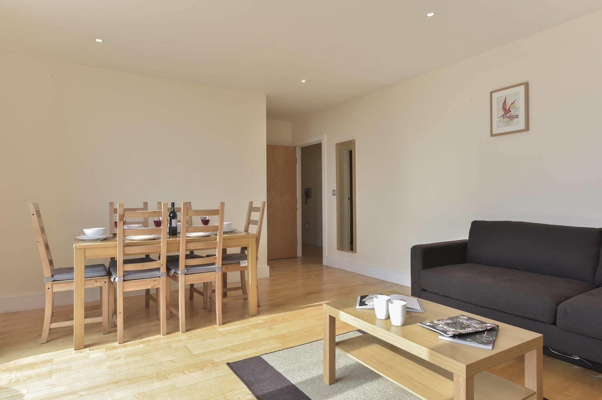Beautiful 4-Bedroom Flat In London Bridge/Borough! Екстериор снимка