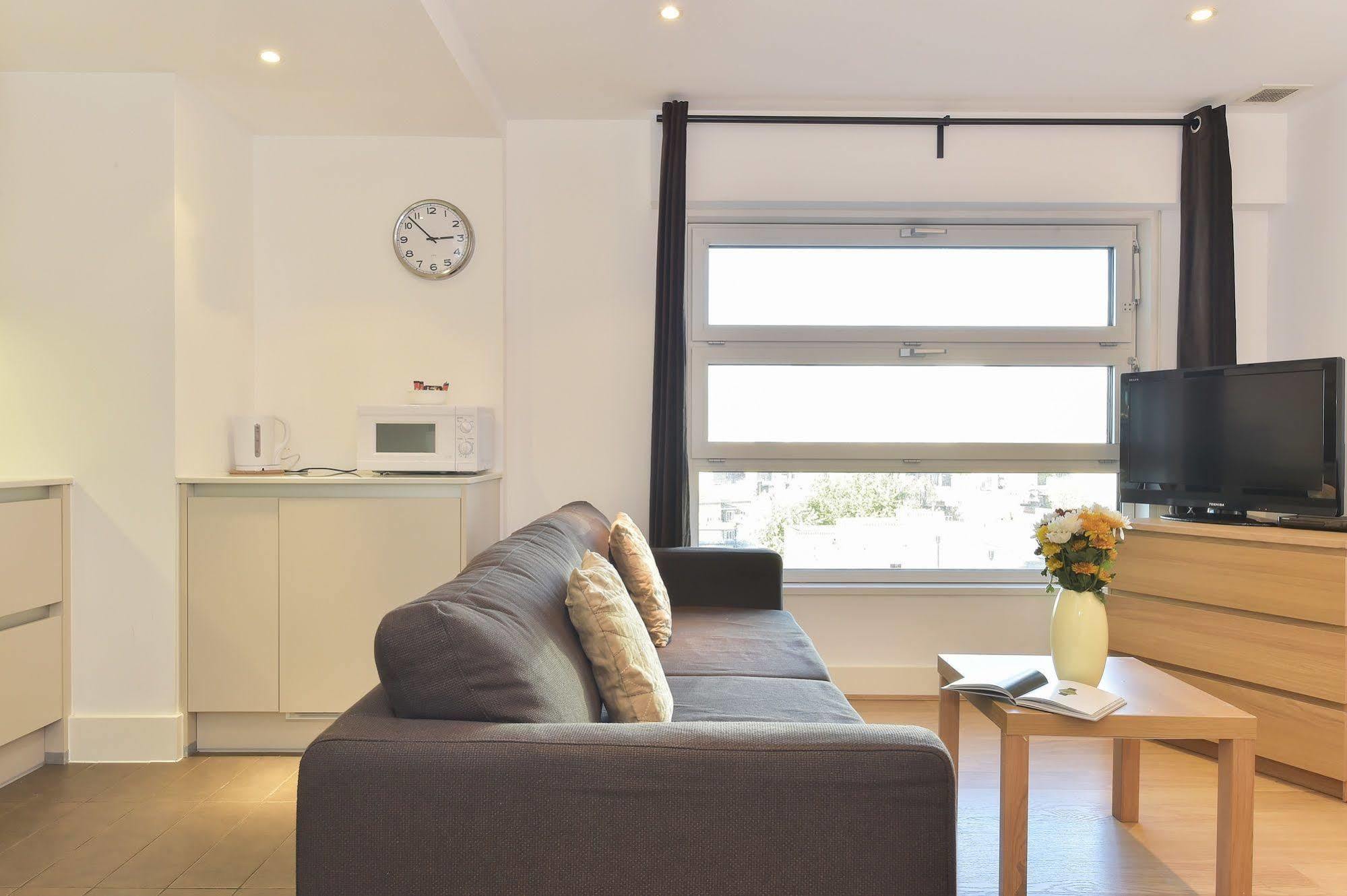 Beautiful 4-Bedroom Flat In London Bridge/Borough! Екстериор снимка